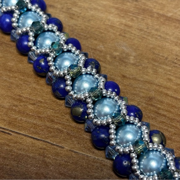Stunning Artisan Handmade beaded bracelet - Picture 4 of 6